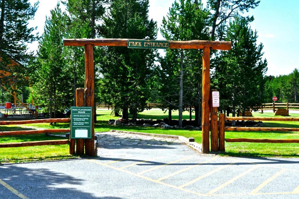 איילנד פארק Sawtelle Mountain Resort מראה חיצוני תמונה